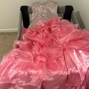 Preowned/final sale beautiful prom dress by Coda